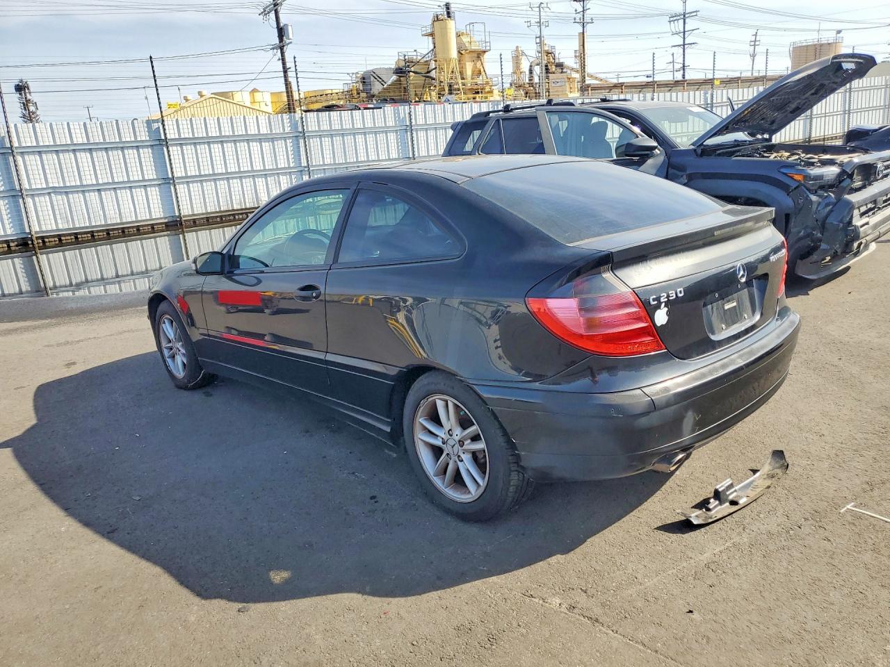 2002 MERCEDES-BENZ C-CLASS
