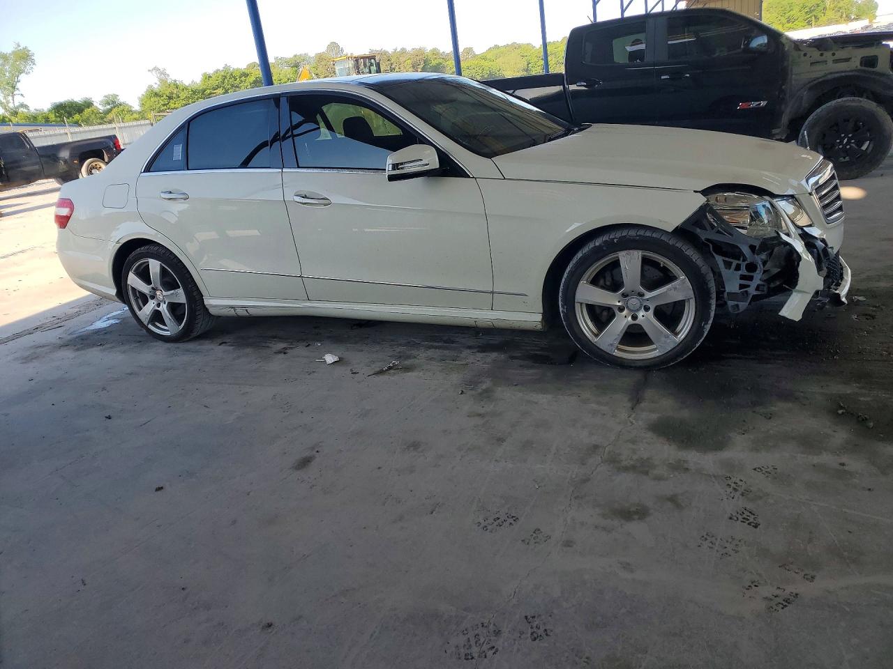 2010 MERCEDES-BENZ E-CLASS