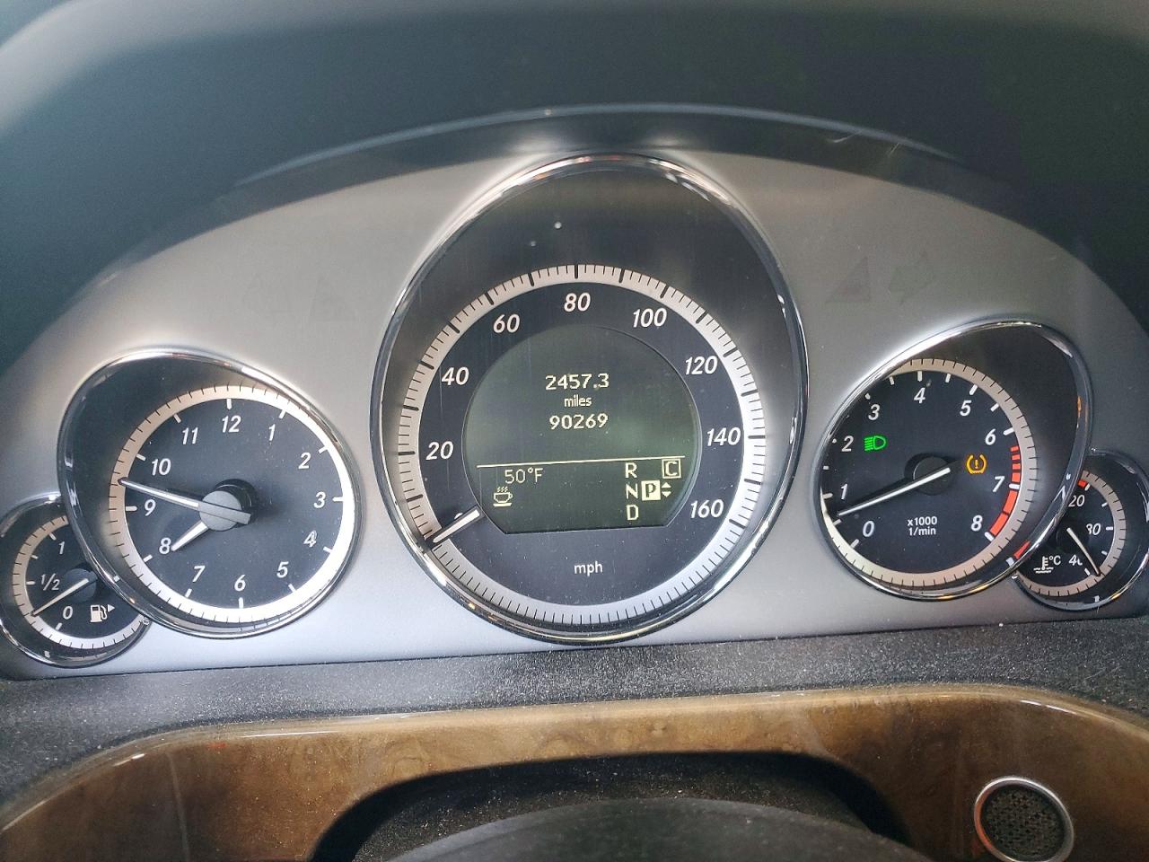 2010 MERCEDES-BENZ E-CLASS