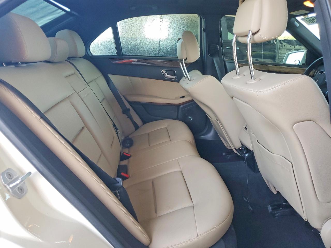 2010 MERCEDES-BENZ E-CLASS