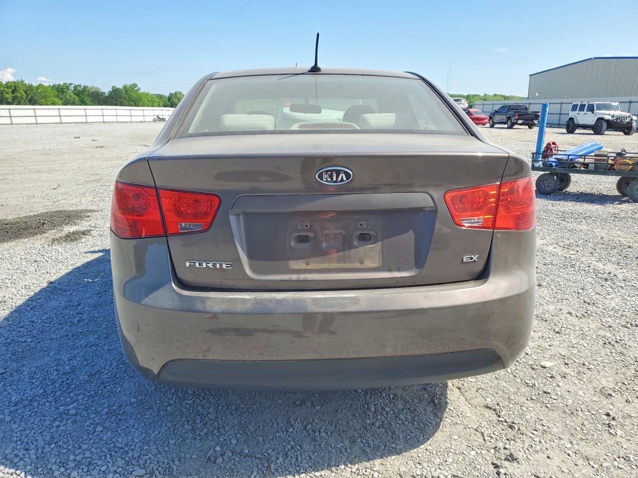 2013 KIA FORTE