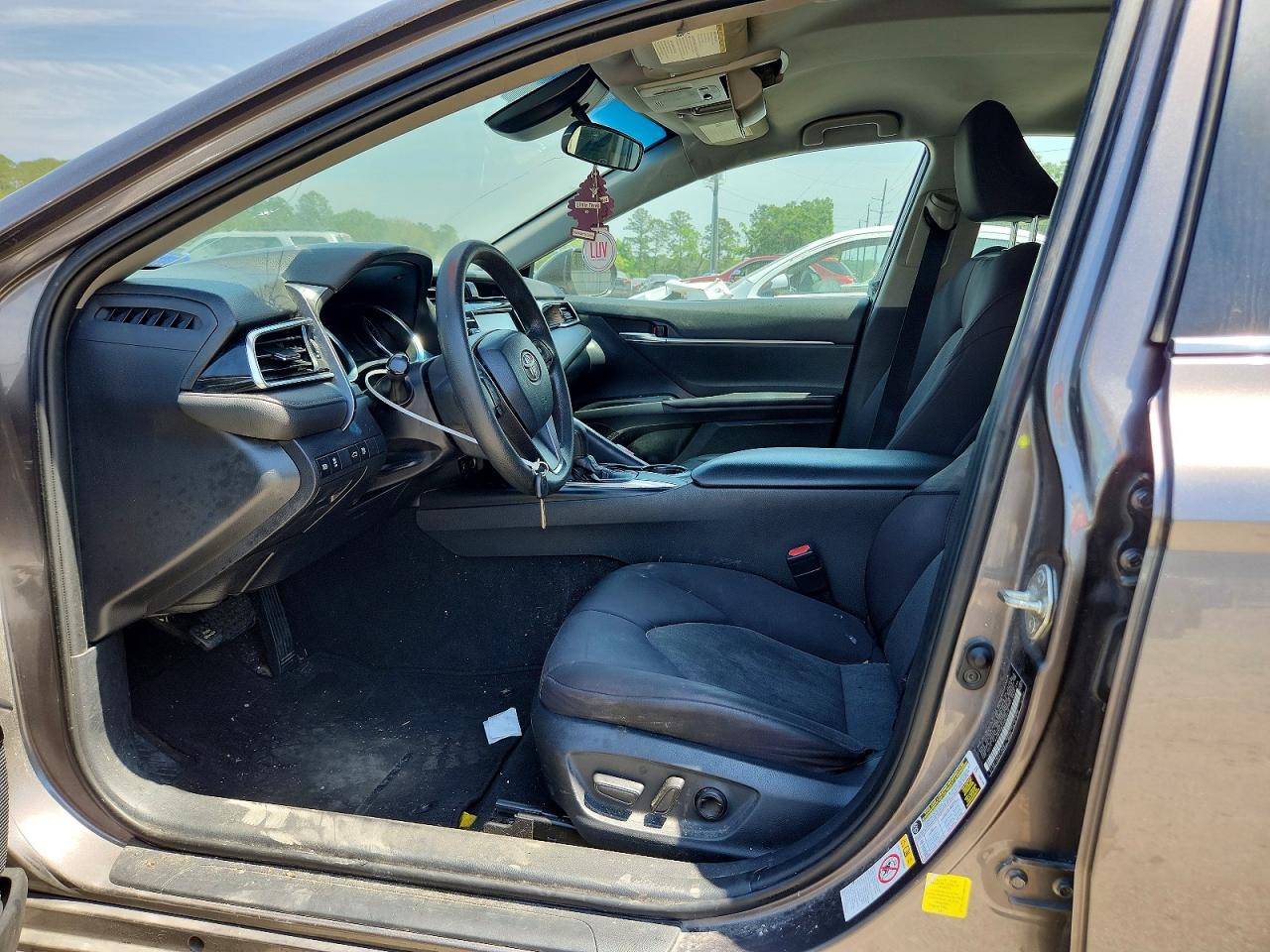 2018 TOYOTA CAMRY