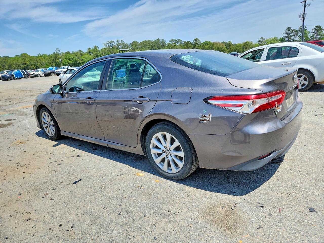 2018 TOYOTA CAMRY