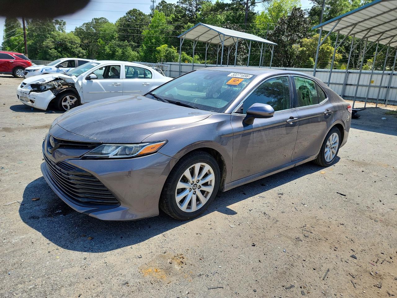 2018 TOYOTA CAMRY