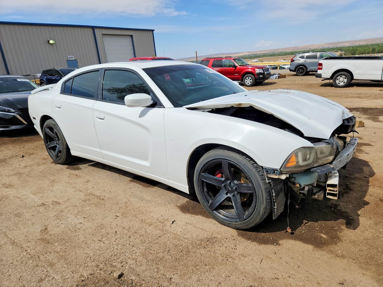 2013 DODGE CHARGER