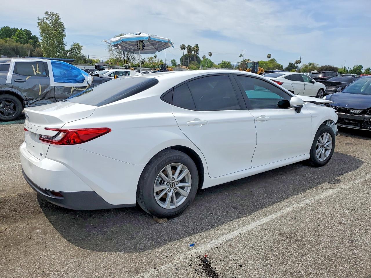 2025 TOYOTA CAMRY