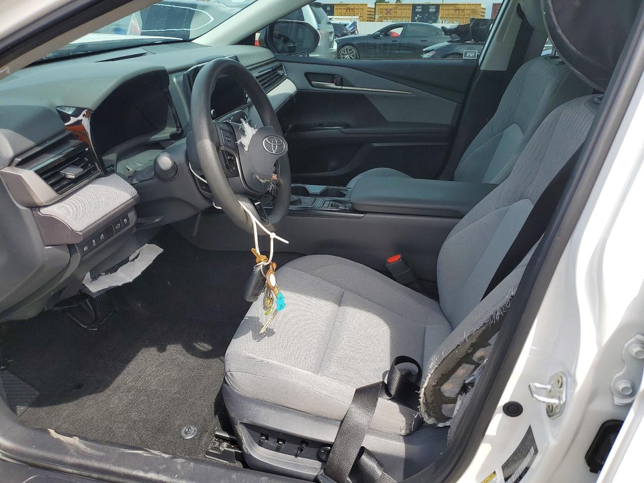 2025 TOYOTA CAMRY