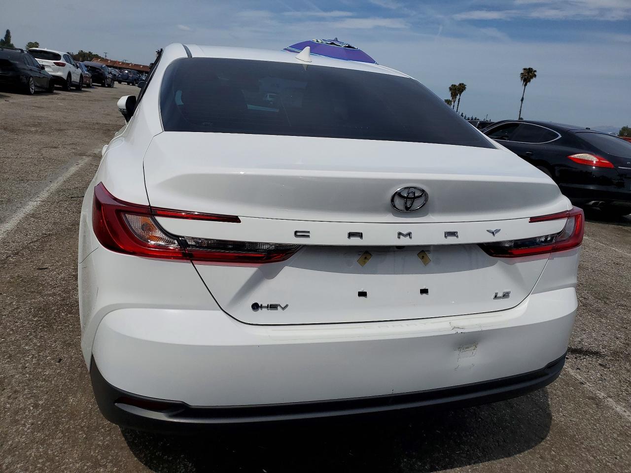 2025 TOYOTA CAMRY