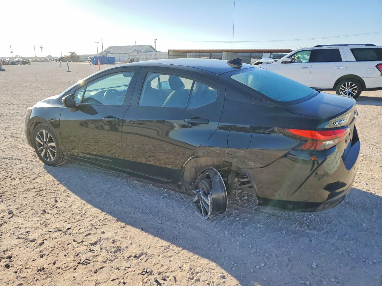 2021 NISSAN VERSA