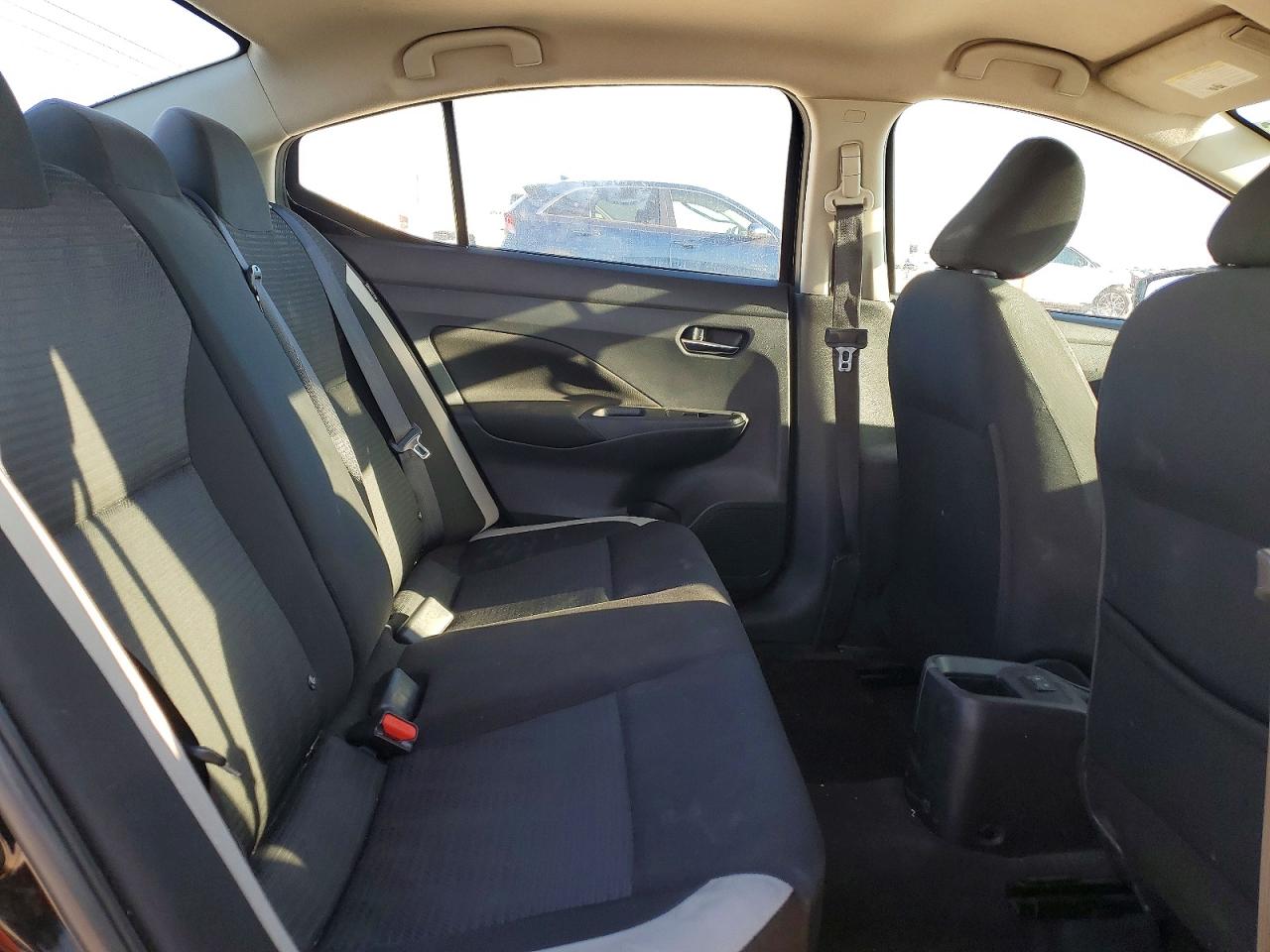 2021 NISSAN VERSA
