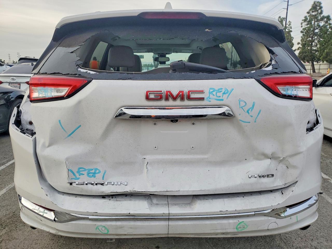2022 GMC TERRAIN