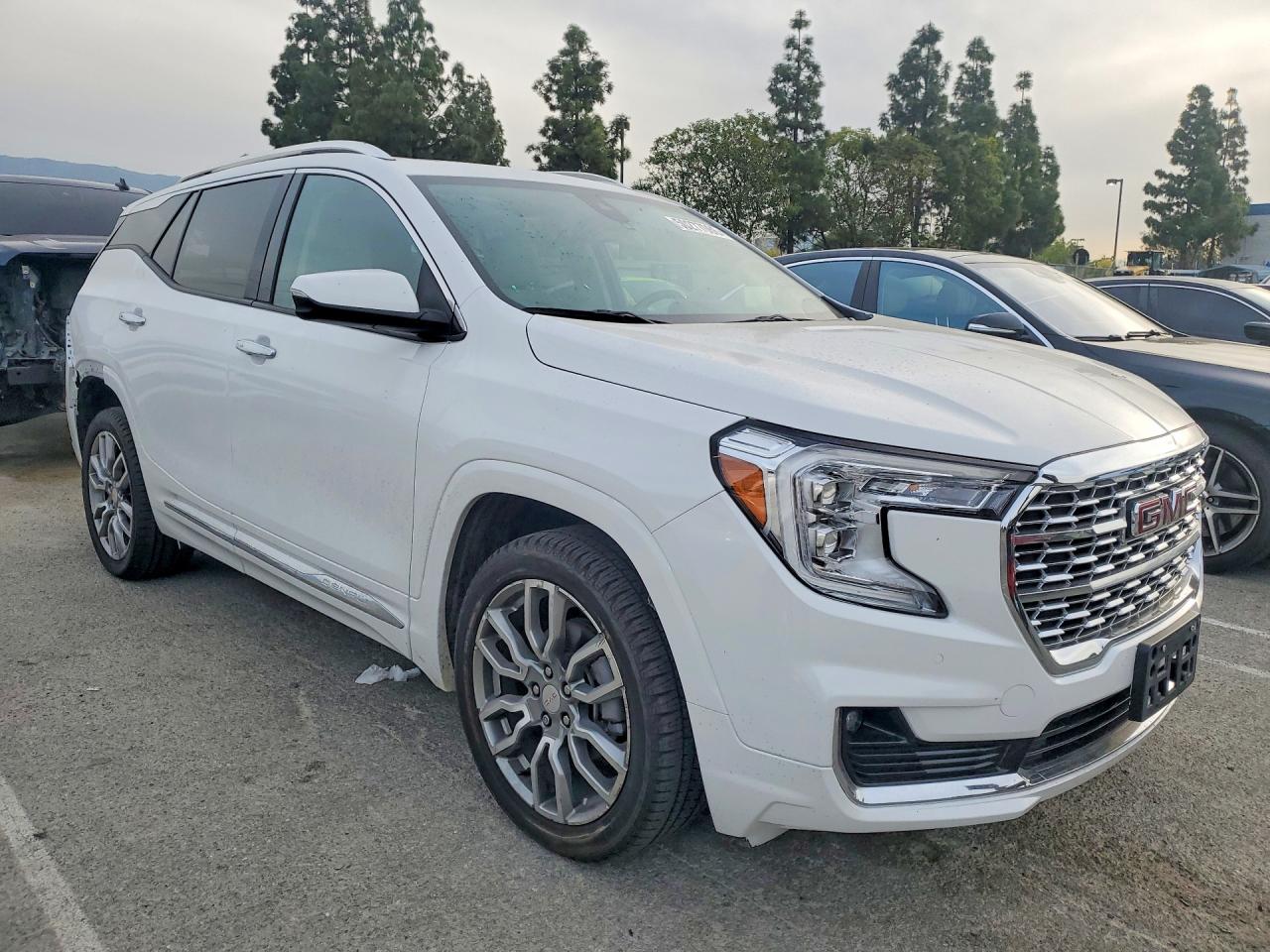 2022 GMC TERRAIN