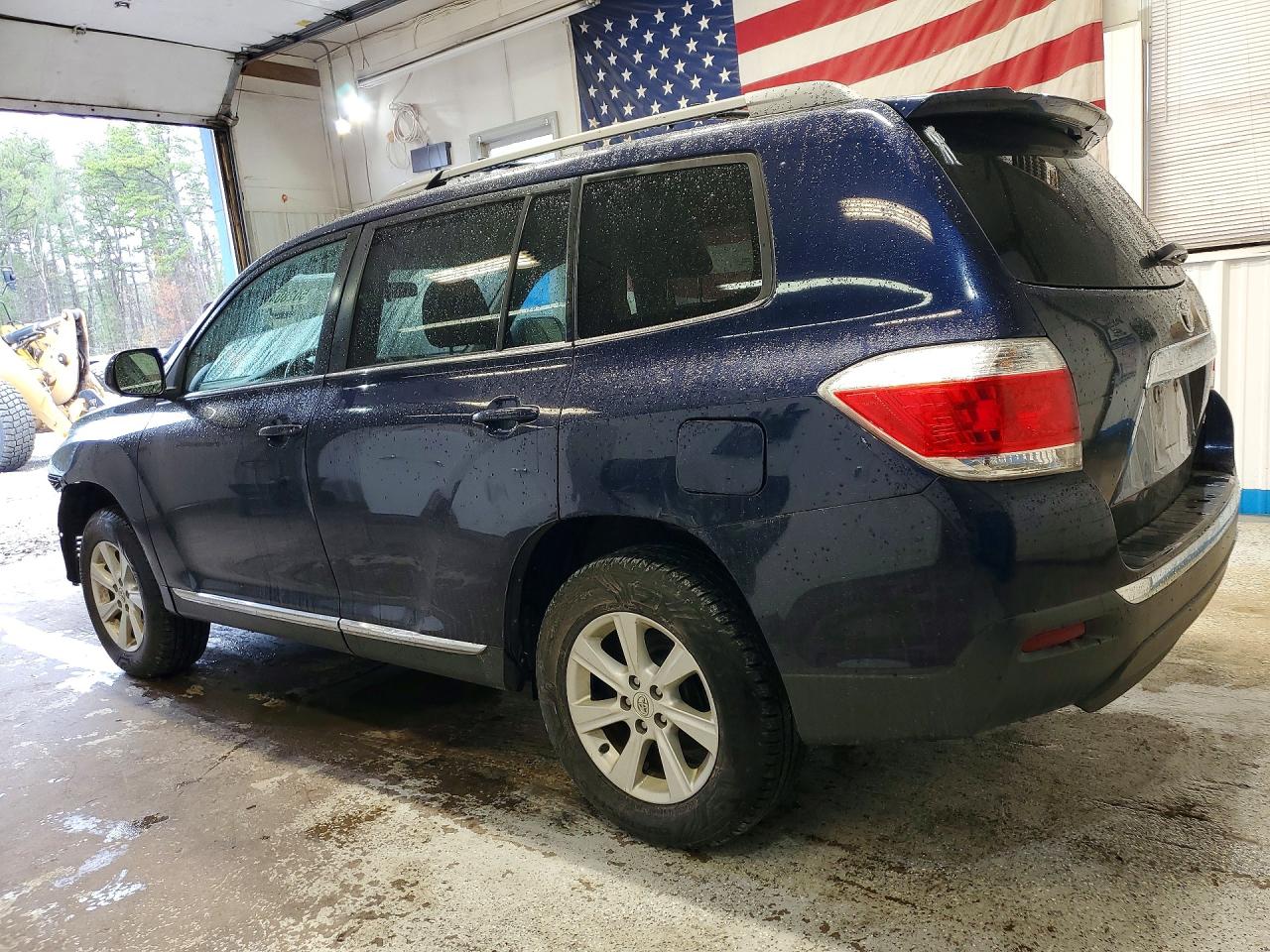 2011 TOYOTA HIGHLANDER