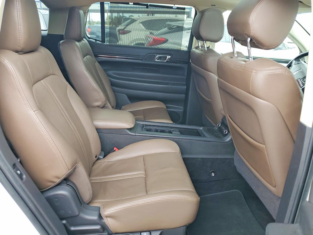 2013 LINCOLN MKT