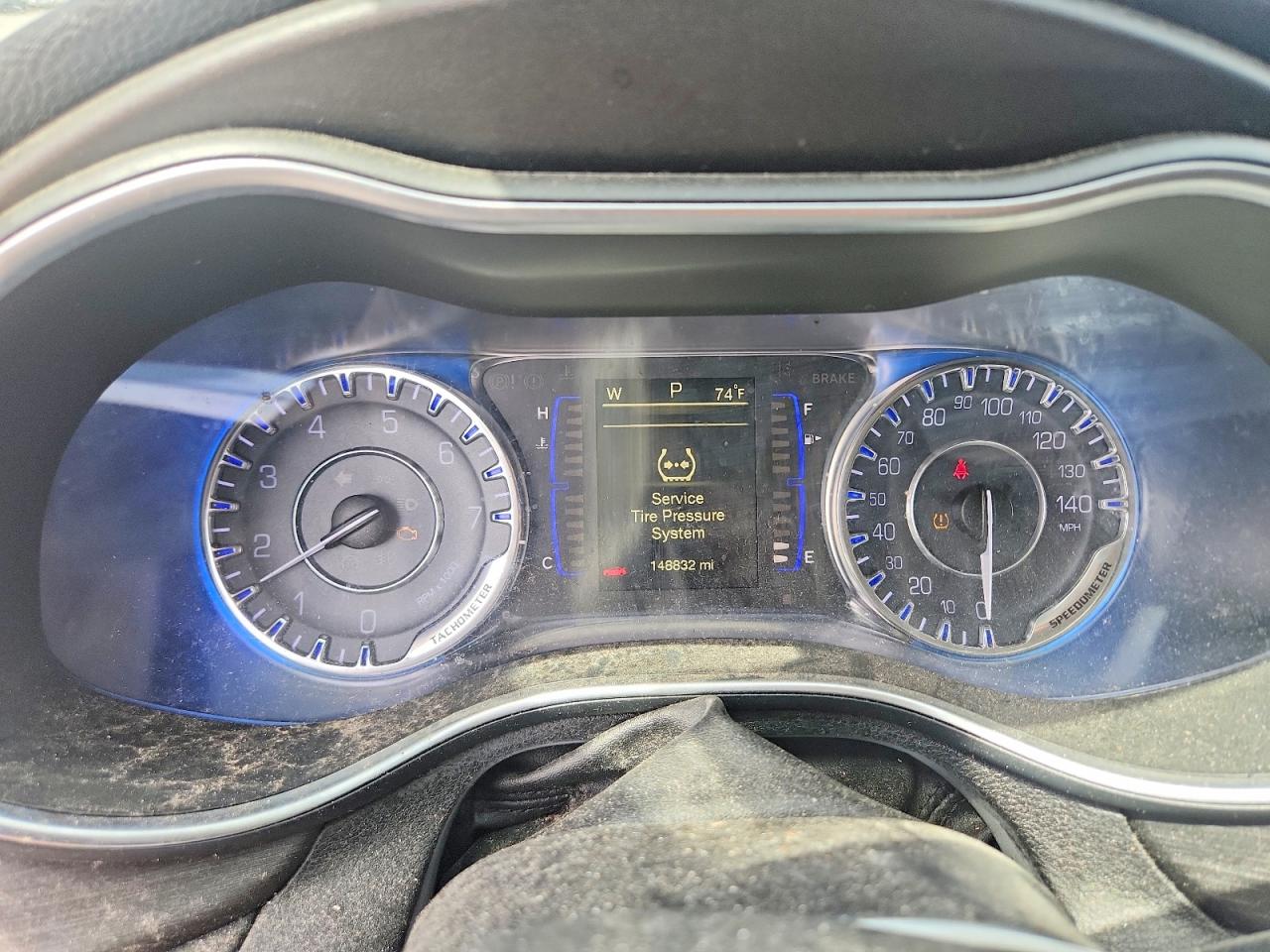 2016 CHRYSLER 200