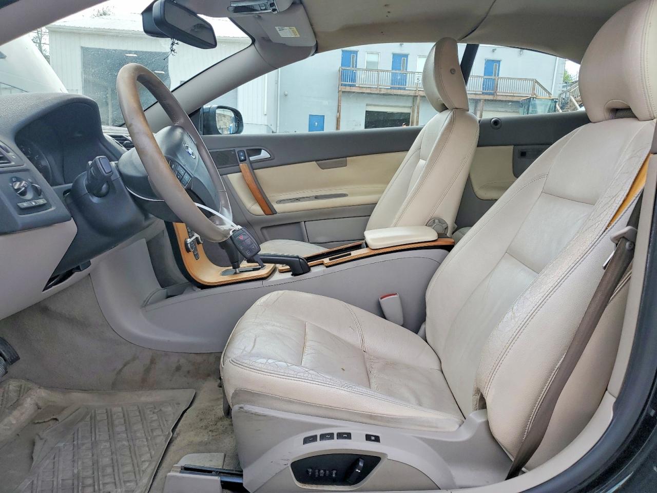 2008 VOLVO C70