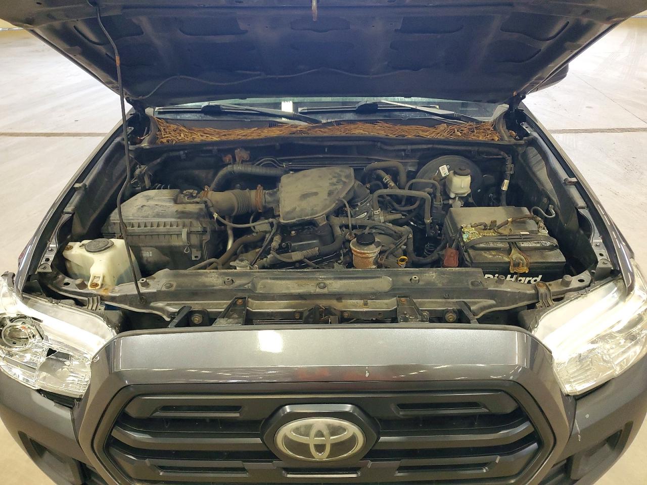 2018 TOYOTA TACOMA