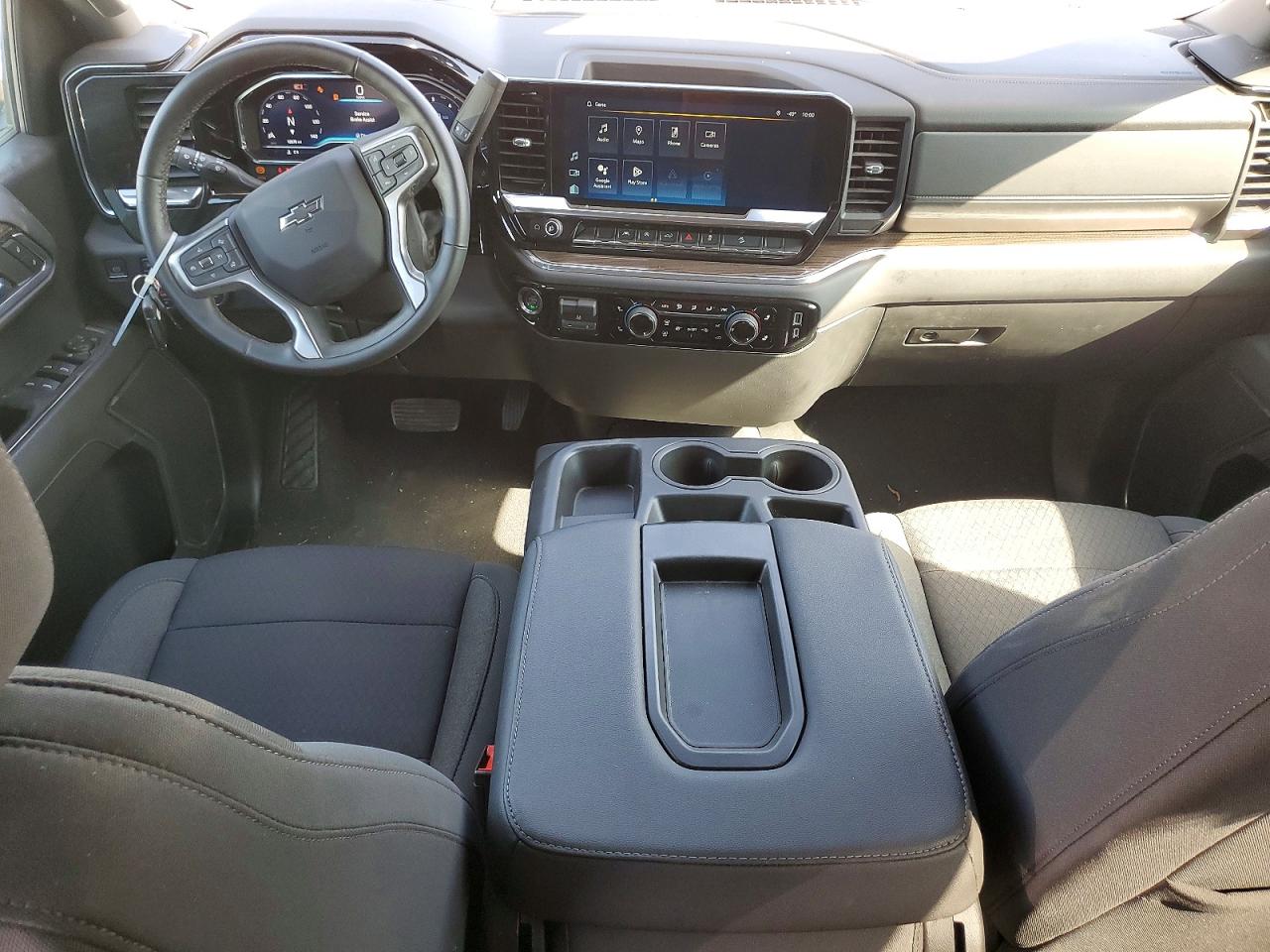 2024 CHEVROLET SILVERADO