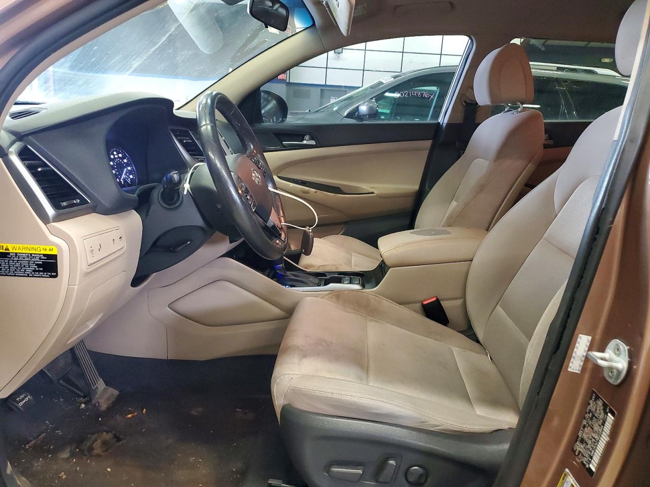 2016 HYUNDAI TUCSON