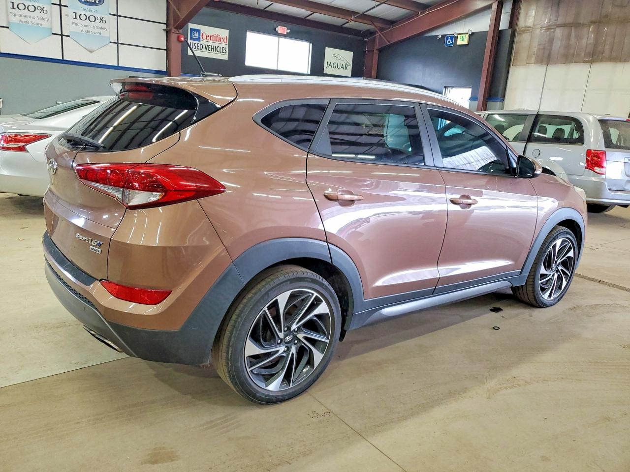 2016 HYUNDAI TUCSON