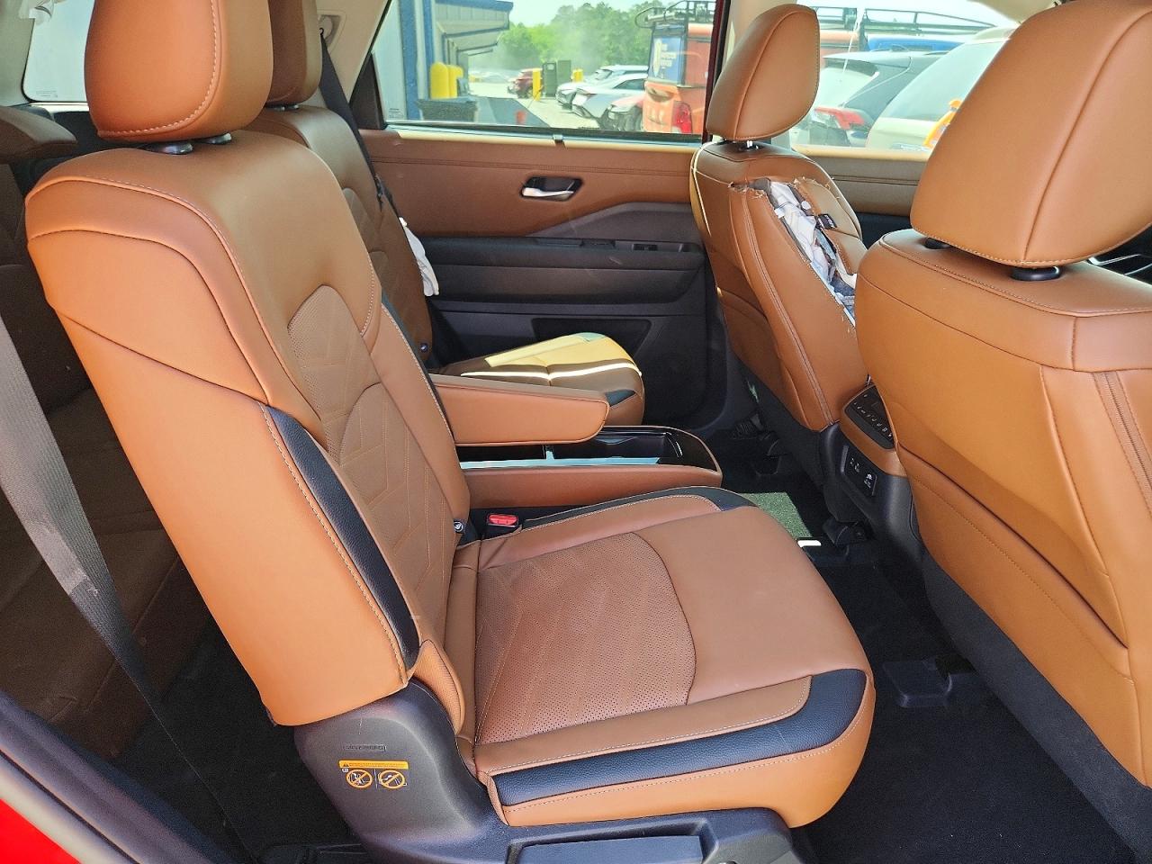 2025 NISSAN PATHFINDER