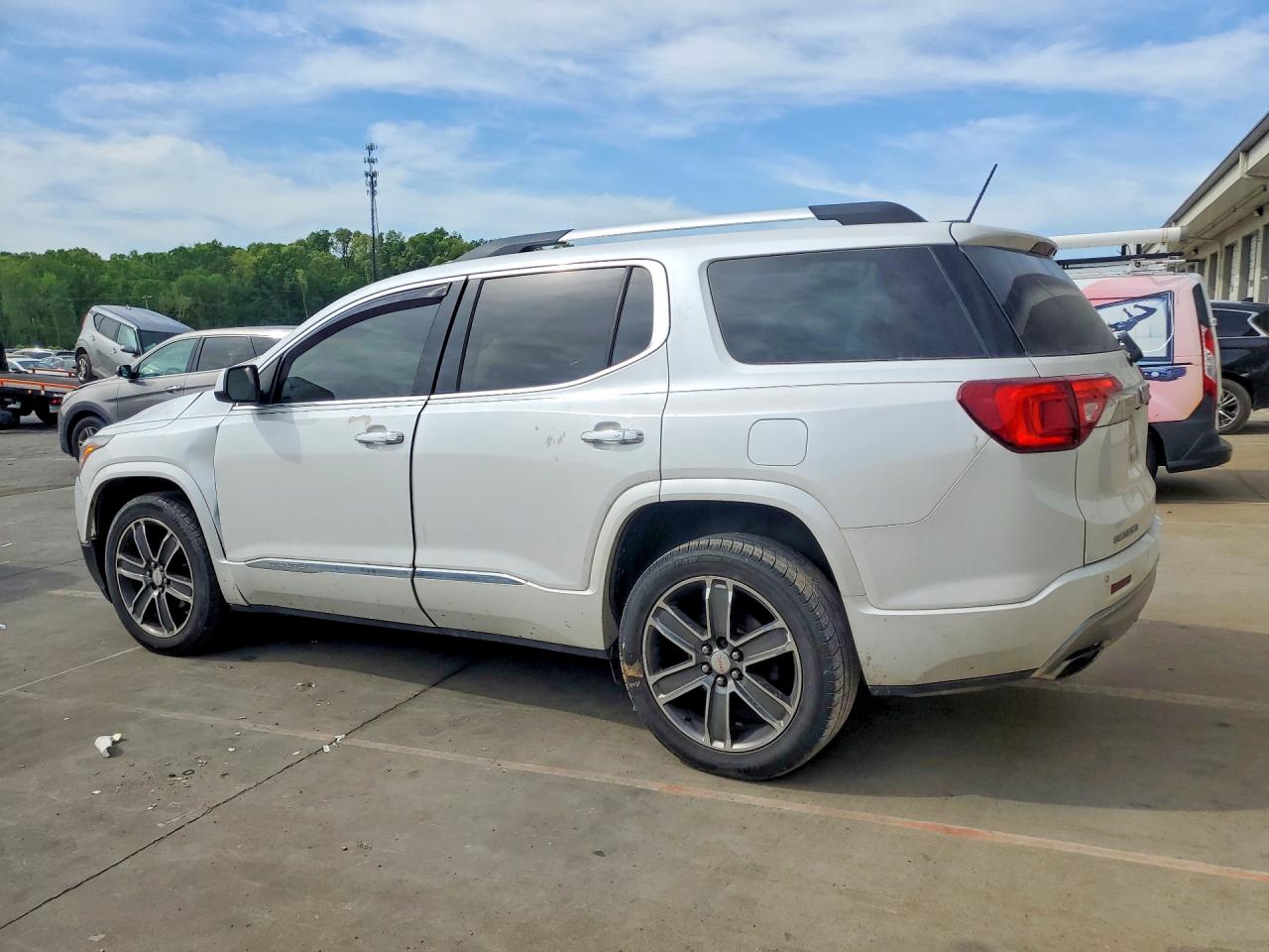 2017 GMC ACADIA DEN