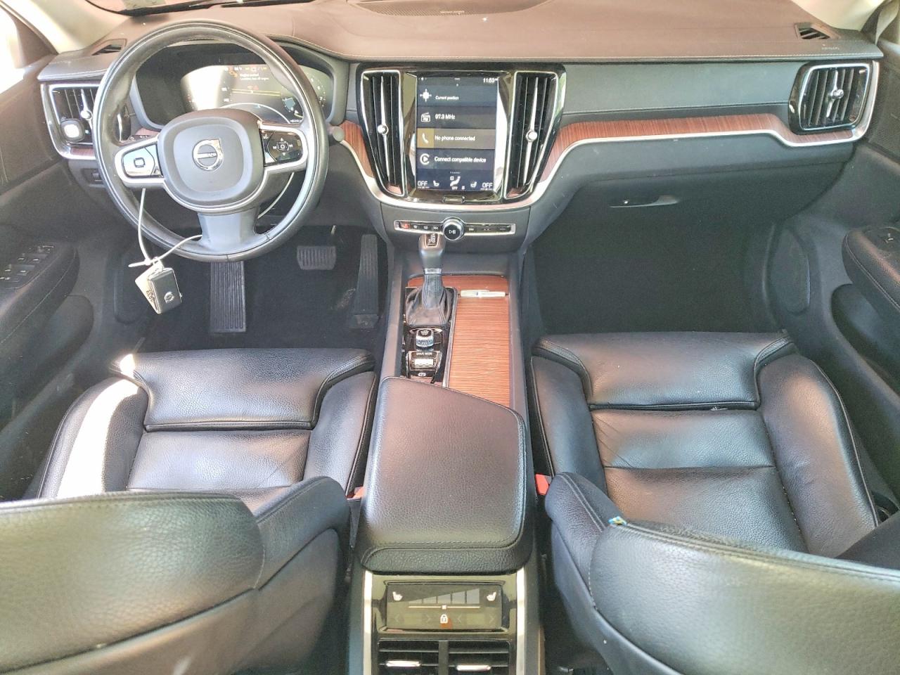 2019 VOLVO S60