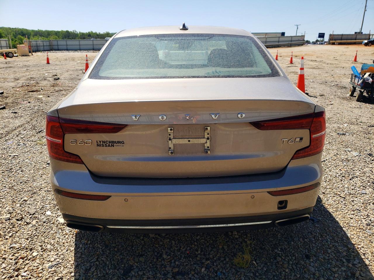 2019 VOLVO S60