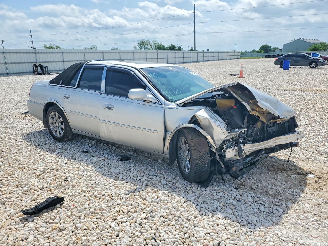 2009 CADILLAC DTS