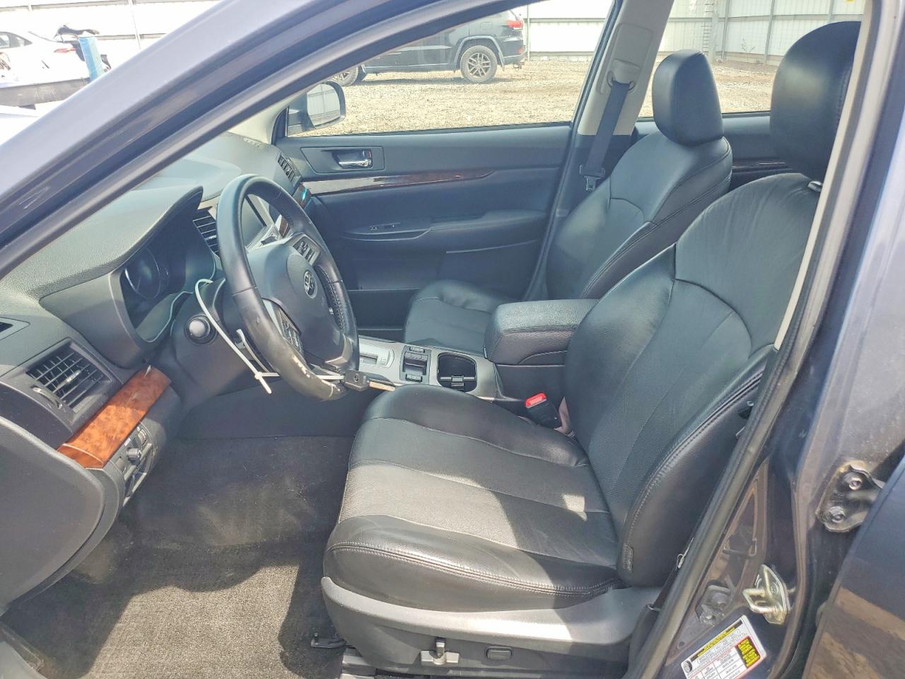 2014 SUBARU LEGACY