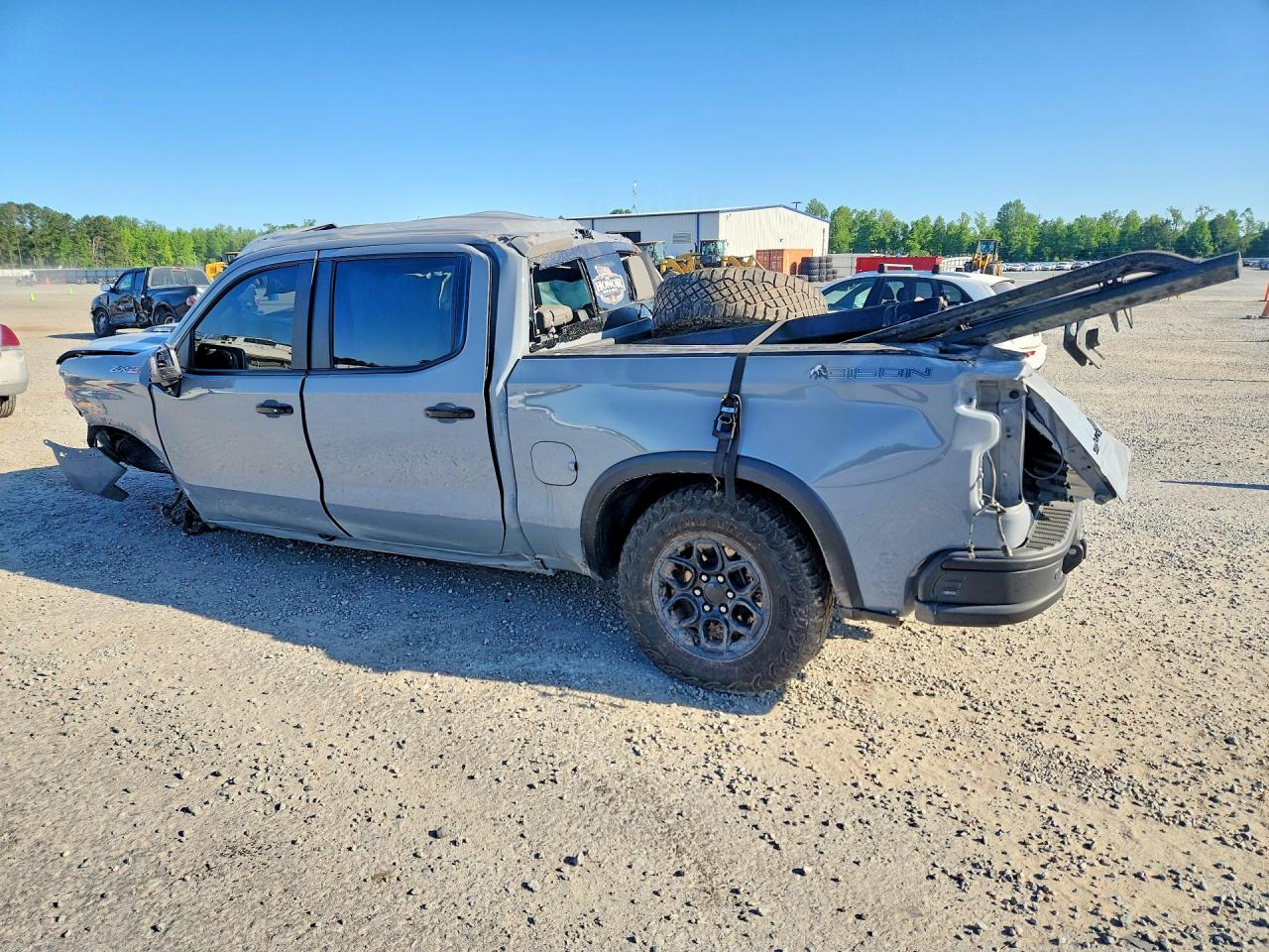 2025 CHEVROLET SILVERADO