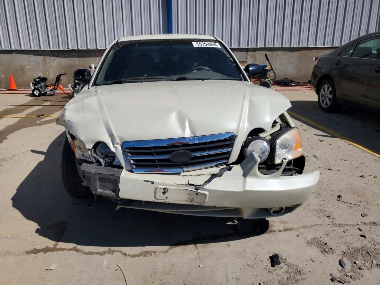 2004 KIA OPTIMA