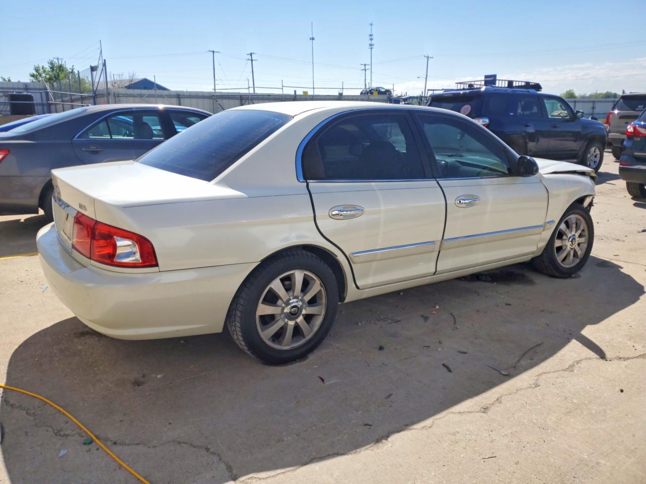 2004 KIA OPTIMA