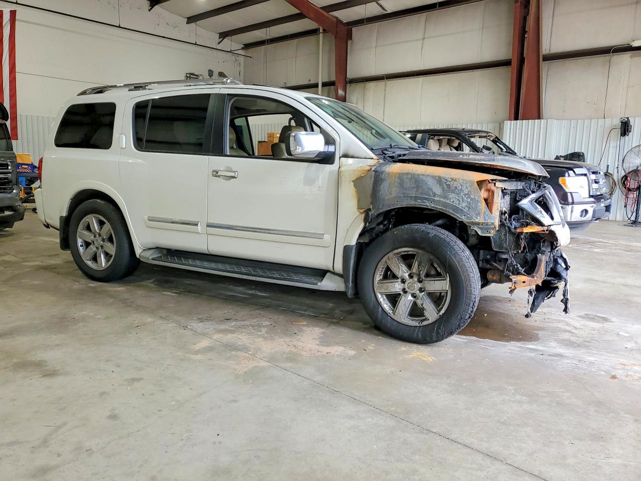 2014 NISSAN ARMADA