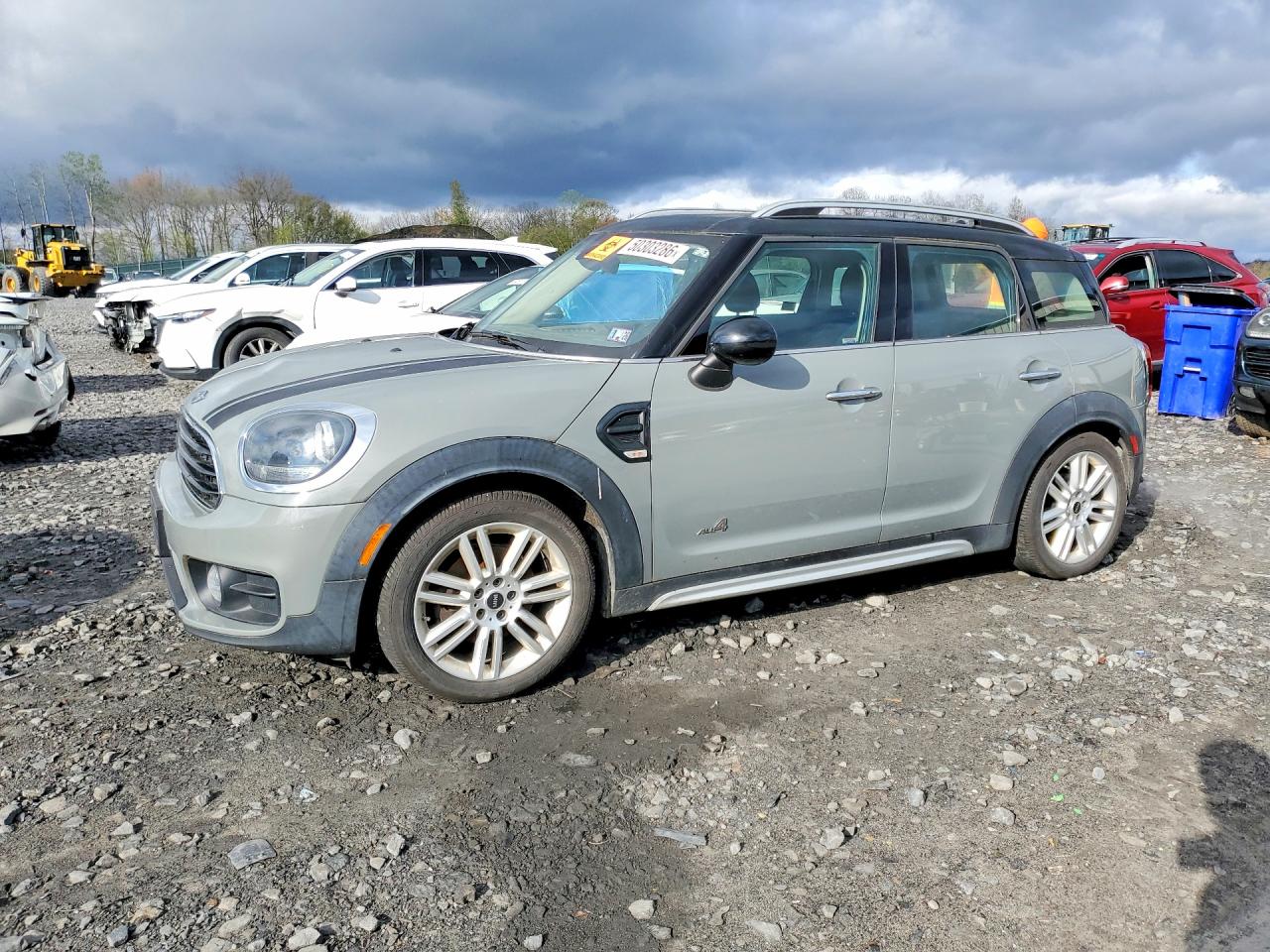 2017 MINI COOPER