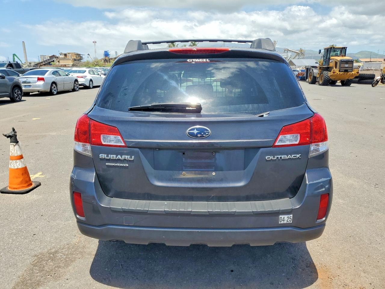 2011 SUBARU OUTBACK