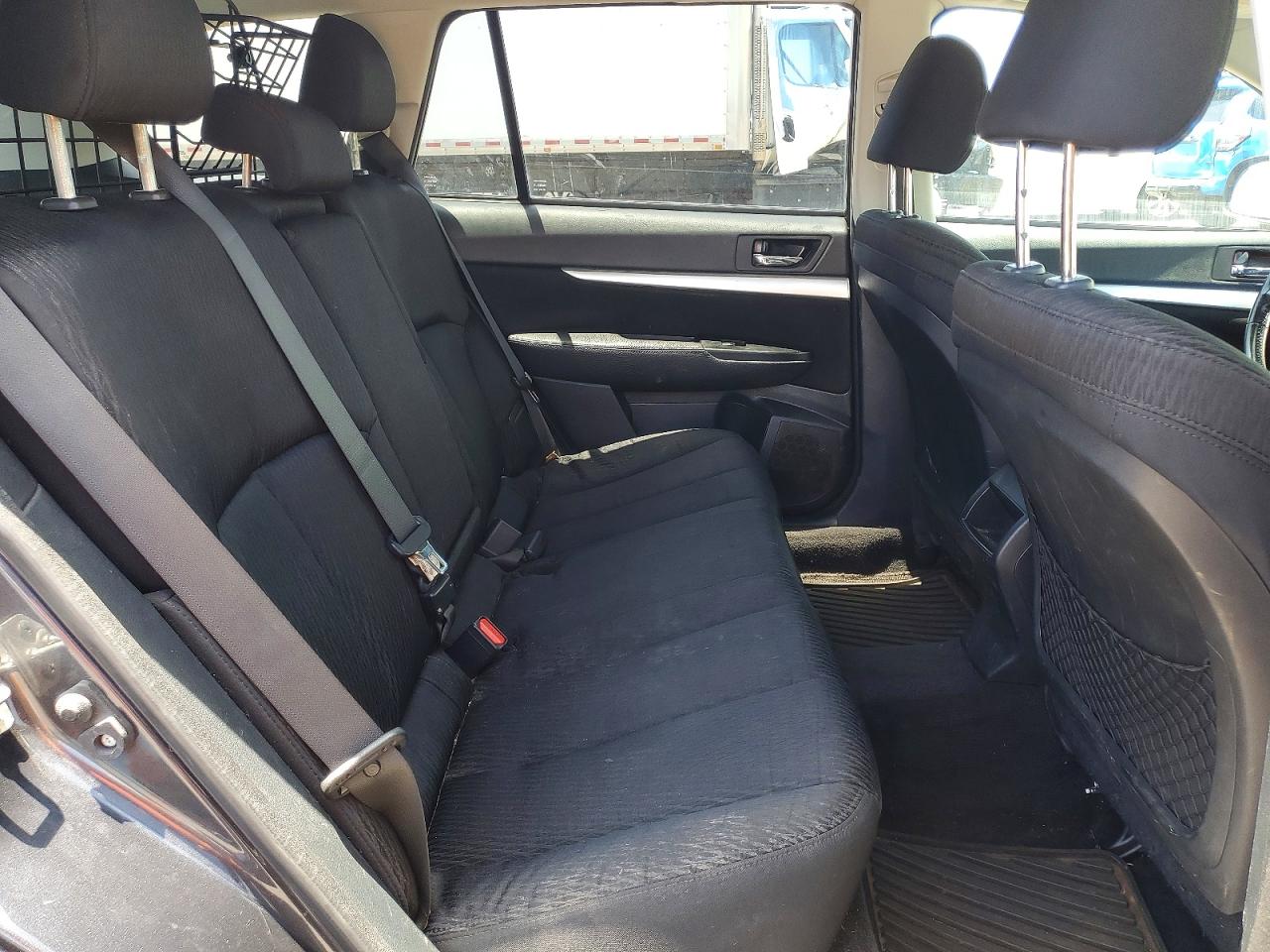2011 SUBARU OUTBACK