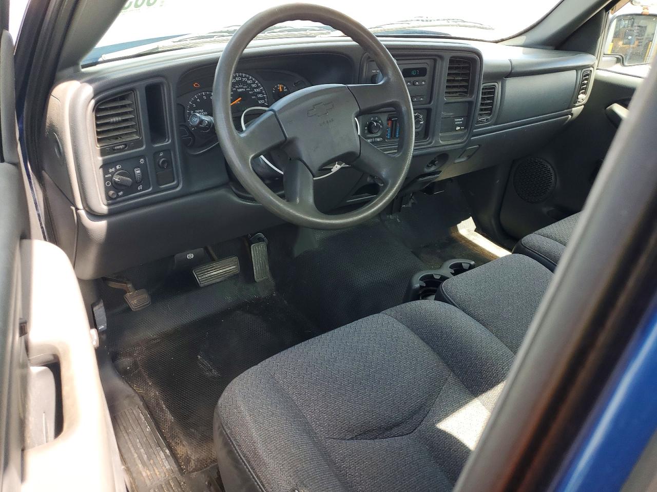2004 CHEVROLET SILVERADO