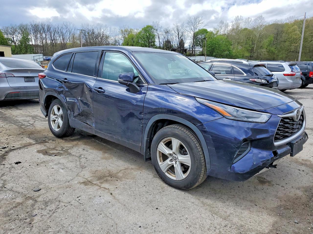 2022 TOYOTA HIGHLANDER