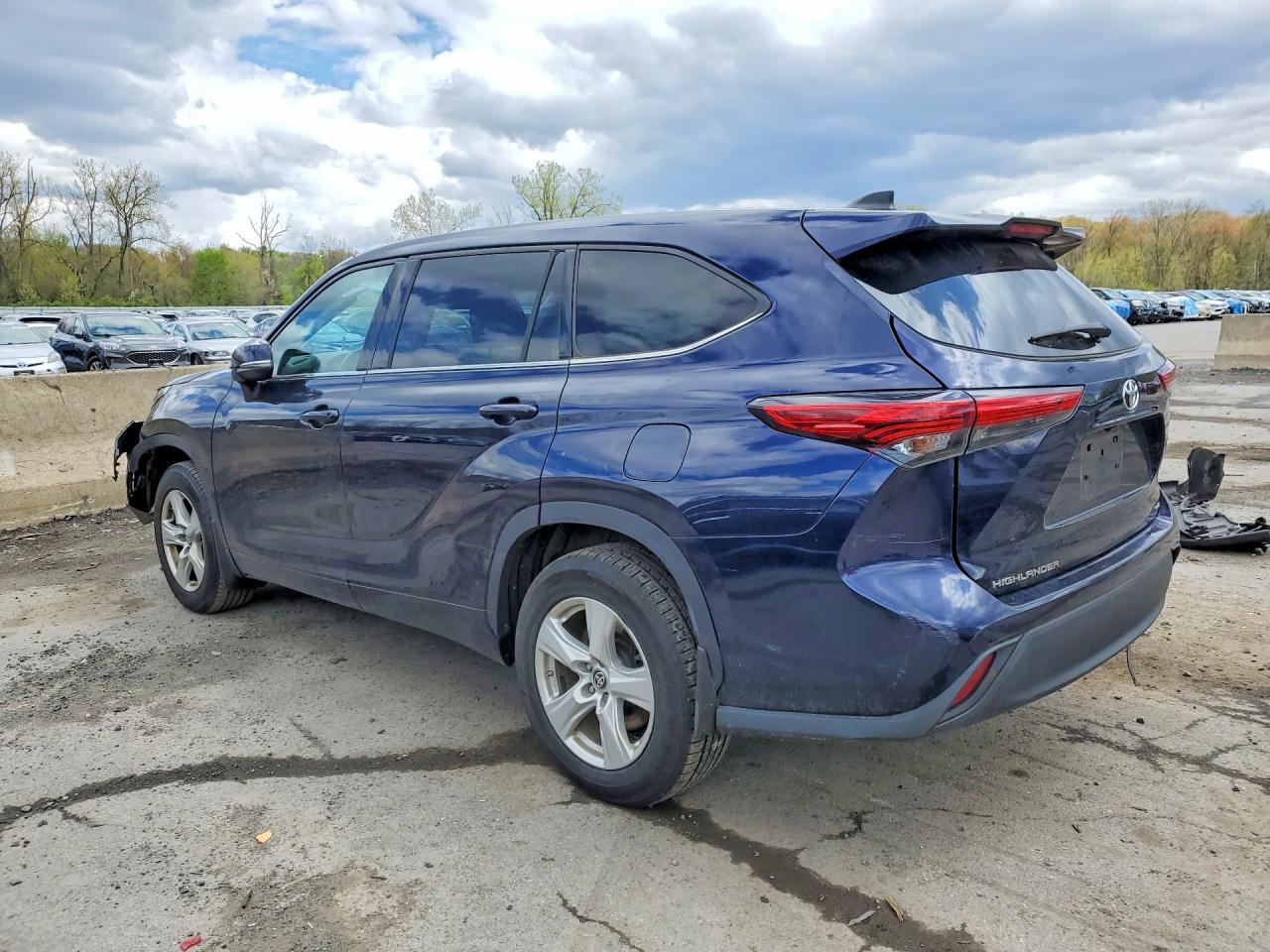 2022 TOYOTA HIGHLANDER