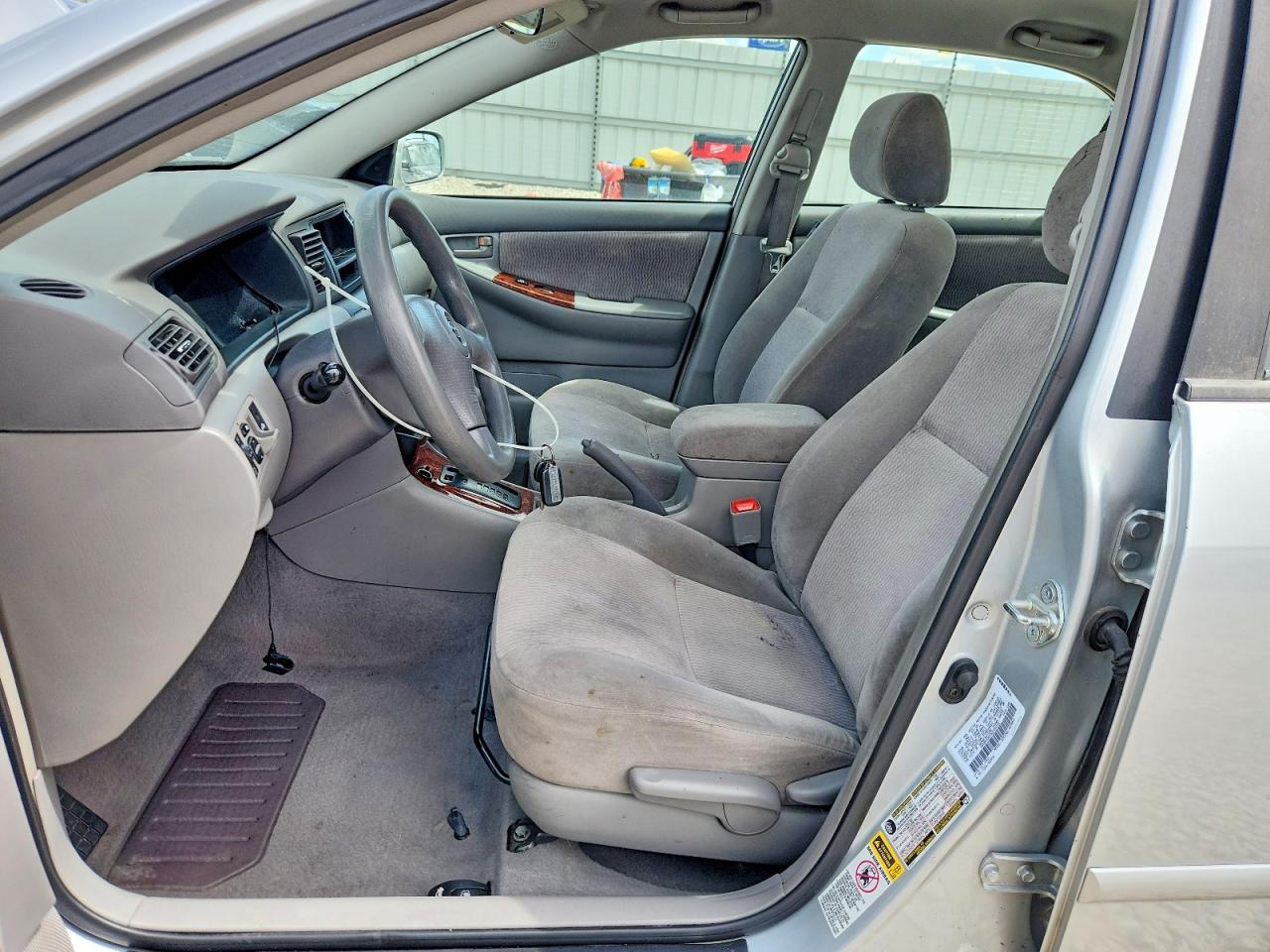 2005 TOYOTA COROLLA