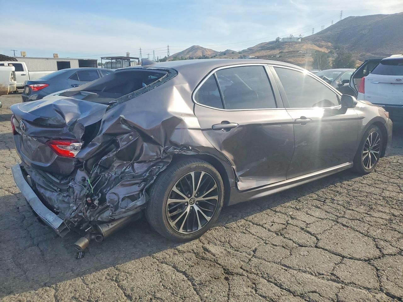 2020 TOYOTA CAMRY