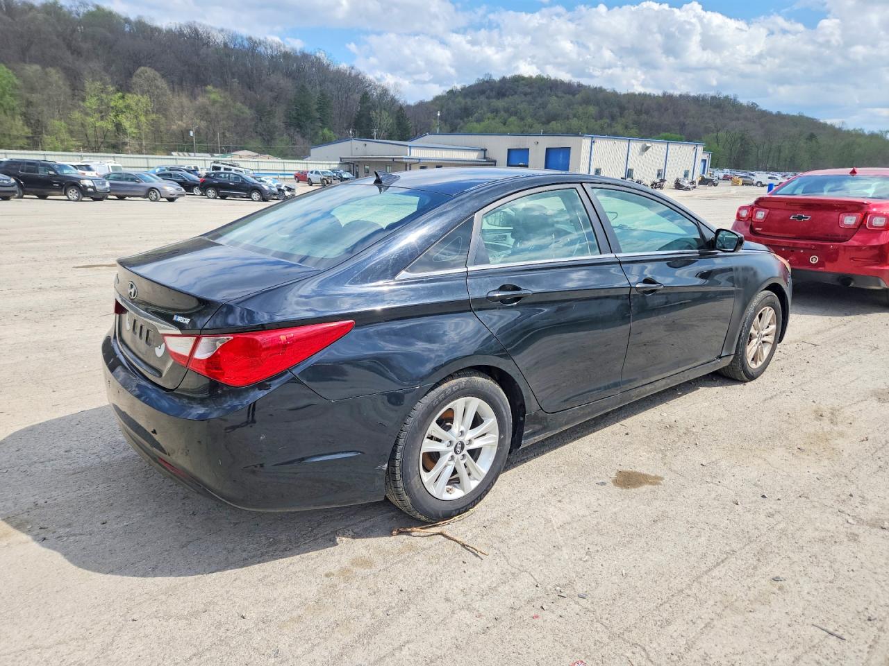 2013 HYUNDAI SONATA