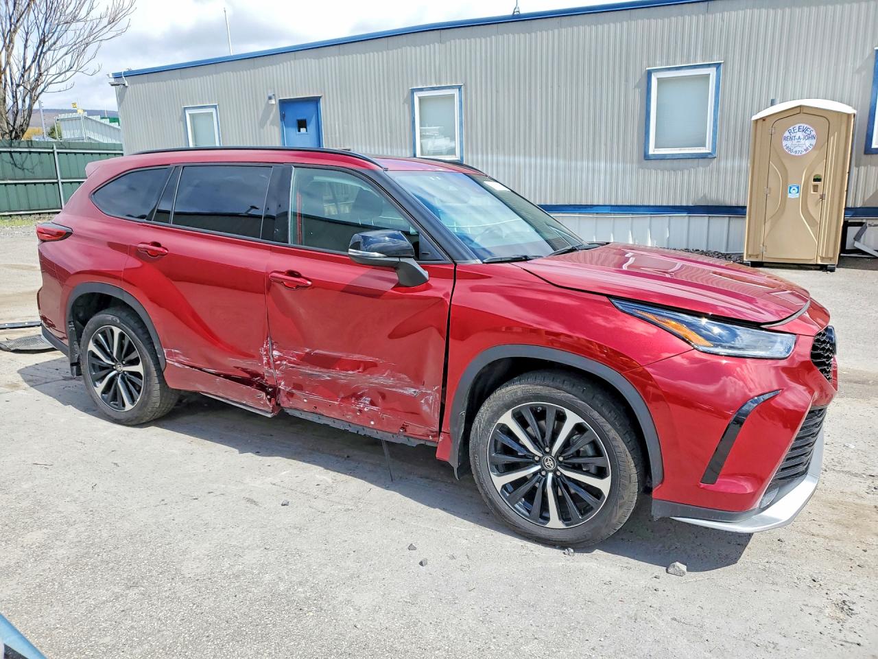 2022 TOYOTA HIGHLANDER