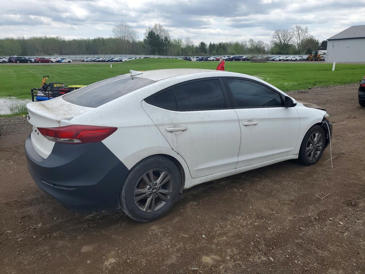 2017 HYUNDAI ELANTRA