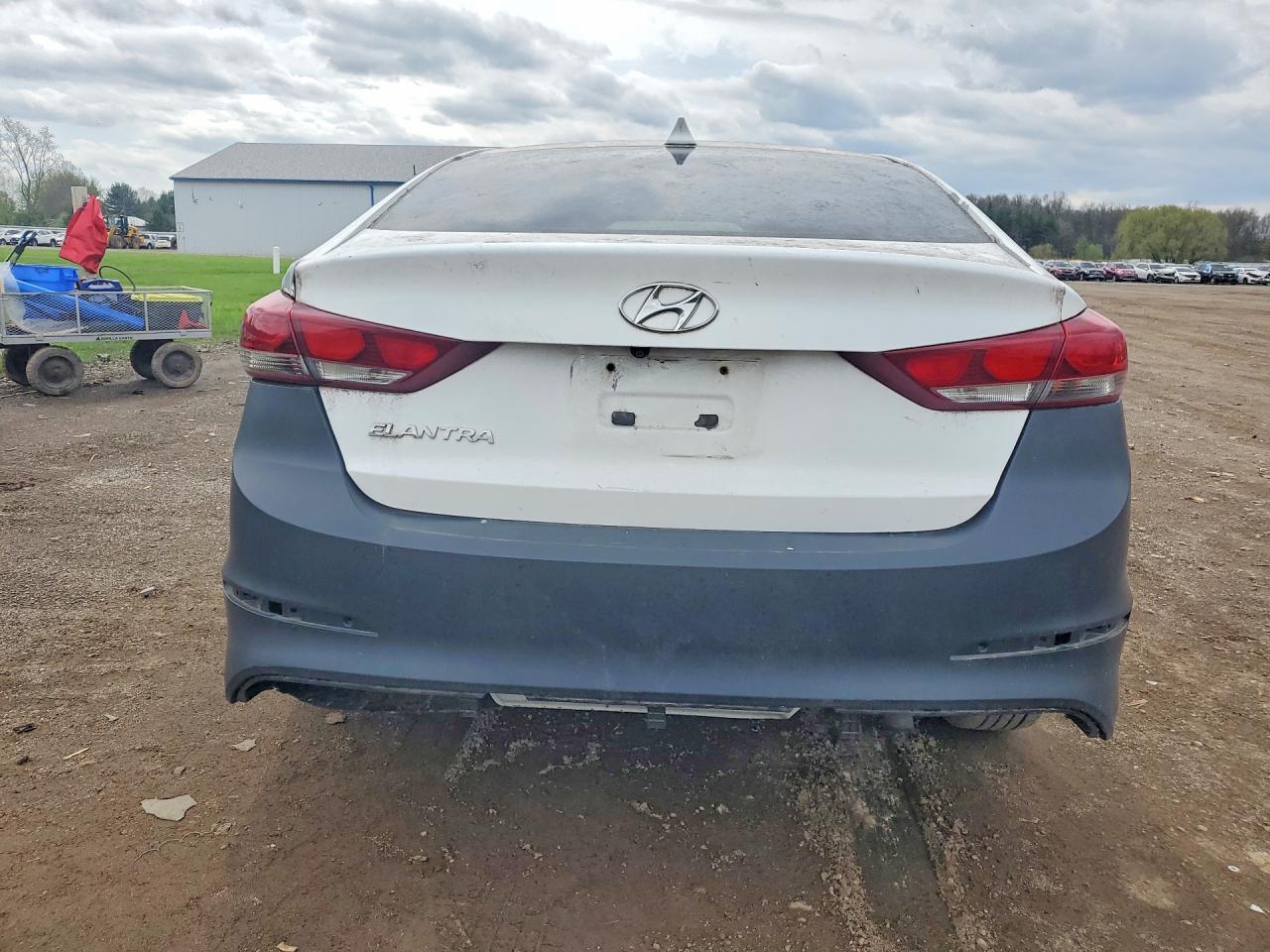 2017 HYUNDAI ELANTRA