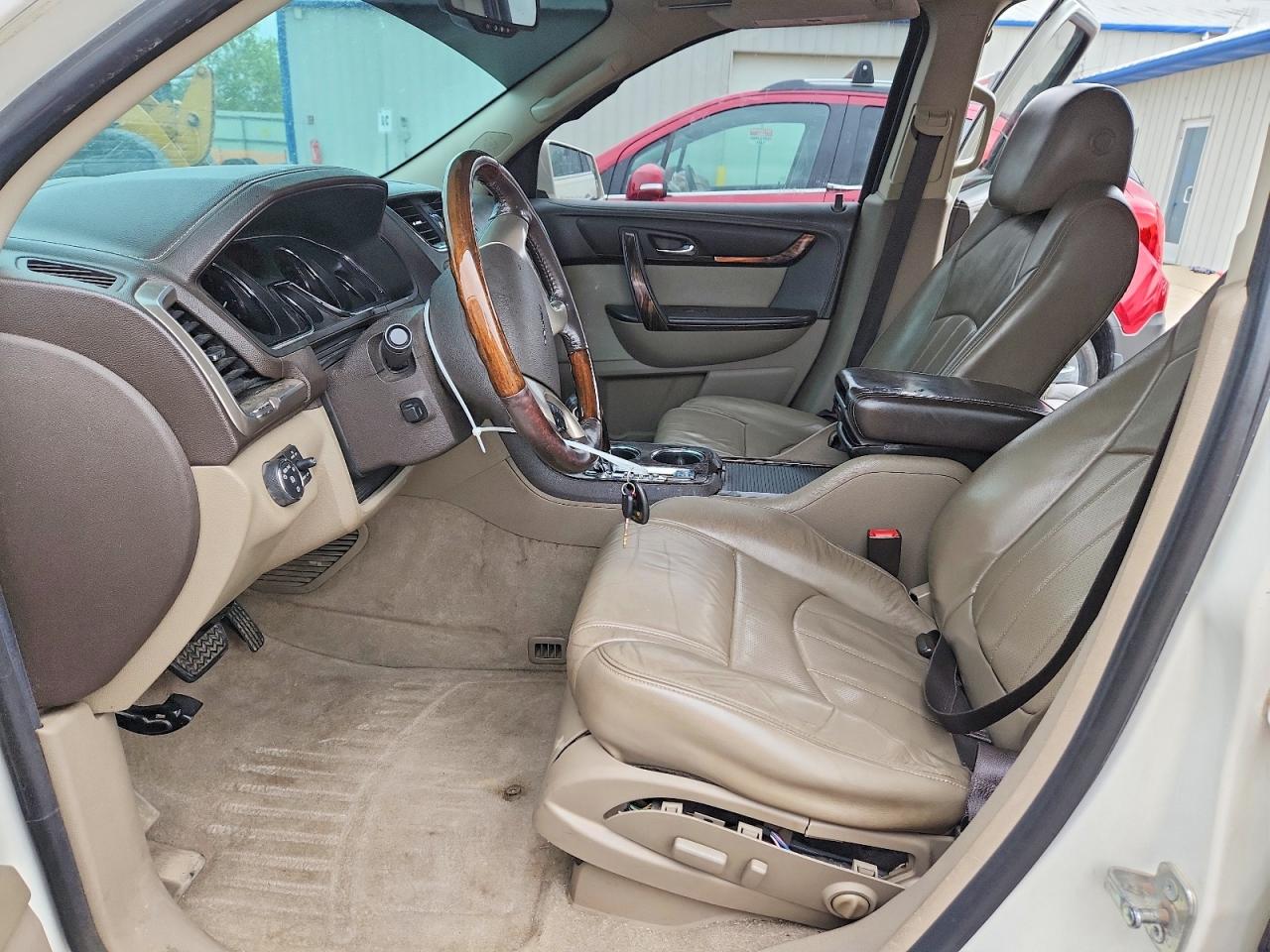 2013 GMC ACADIA DEN