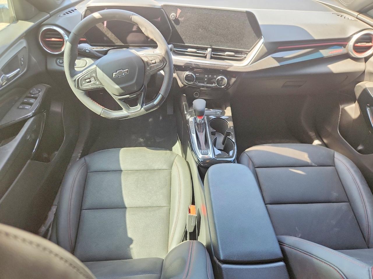 2025 CHEVROLET TRAX