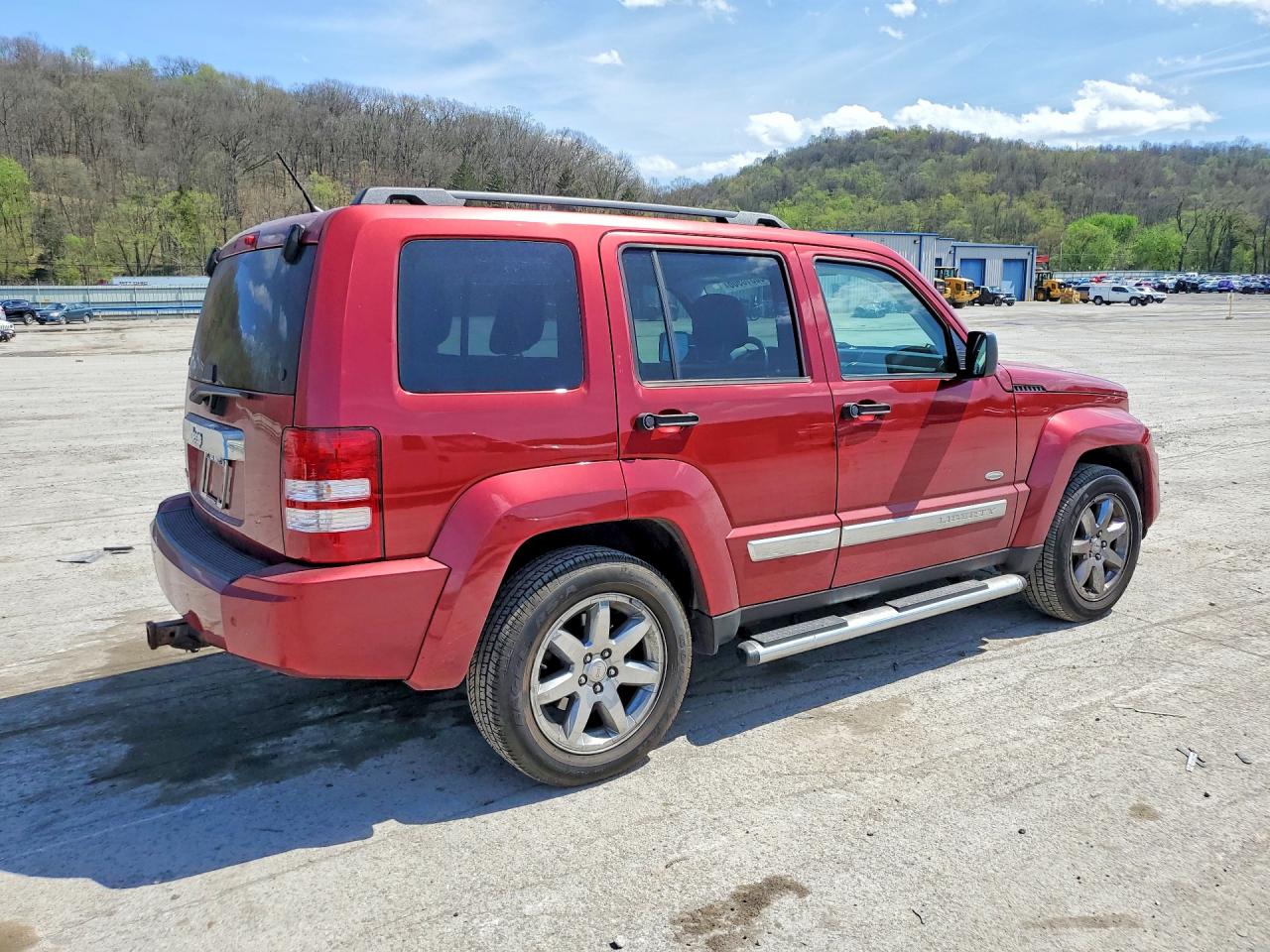 2012 JEEP LIBERTY