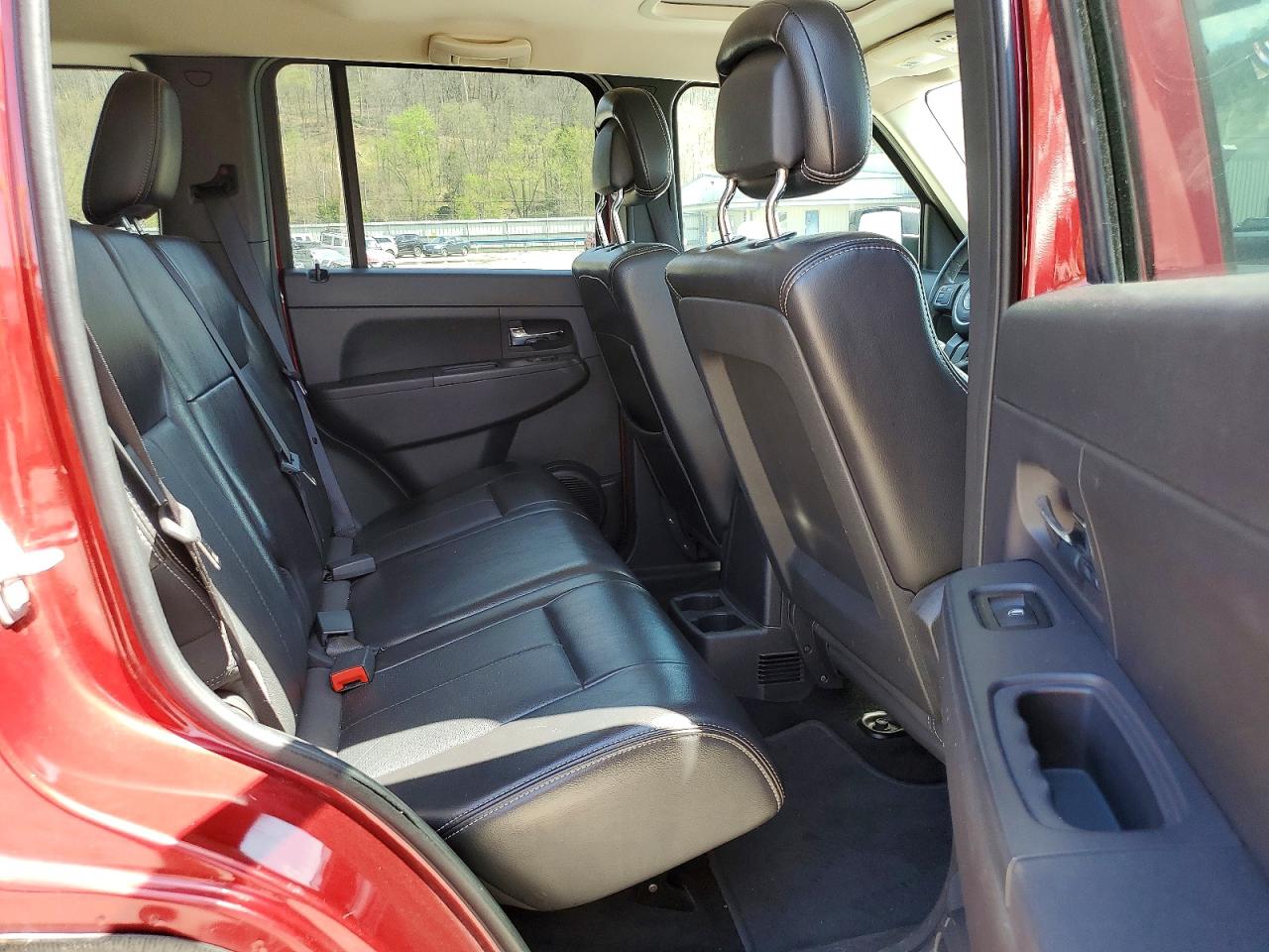 2012 JEEP LIBERTY